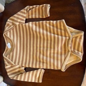 Kate Quinn gold and yellow striped onesie bodysuit size 12-18 month